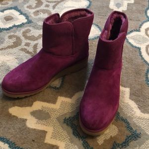 Purple uggs